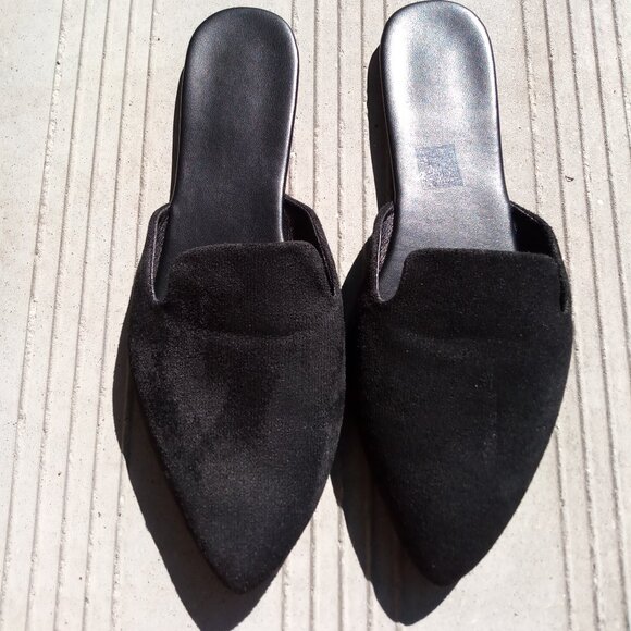 🖤 Black Sandals - Size 44 (Women’s) - Comfortable & Gently Used 👡 - Picture 1 of 3